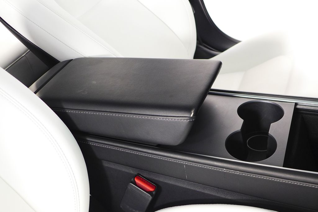 Thumbnail: 2021 Tesla Model 3 - 16