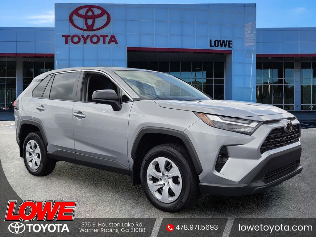 Silver Sky Metallic 2025 Toyota RAV4 LE FWD SUV / Crossover Front-Wheel Drive 8-Speed Automatic
