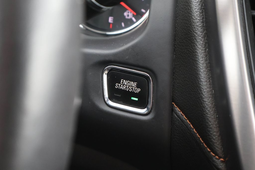 2021 GMC Acadia AT4 25