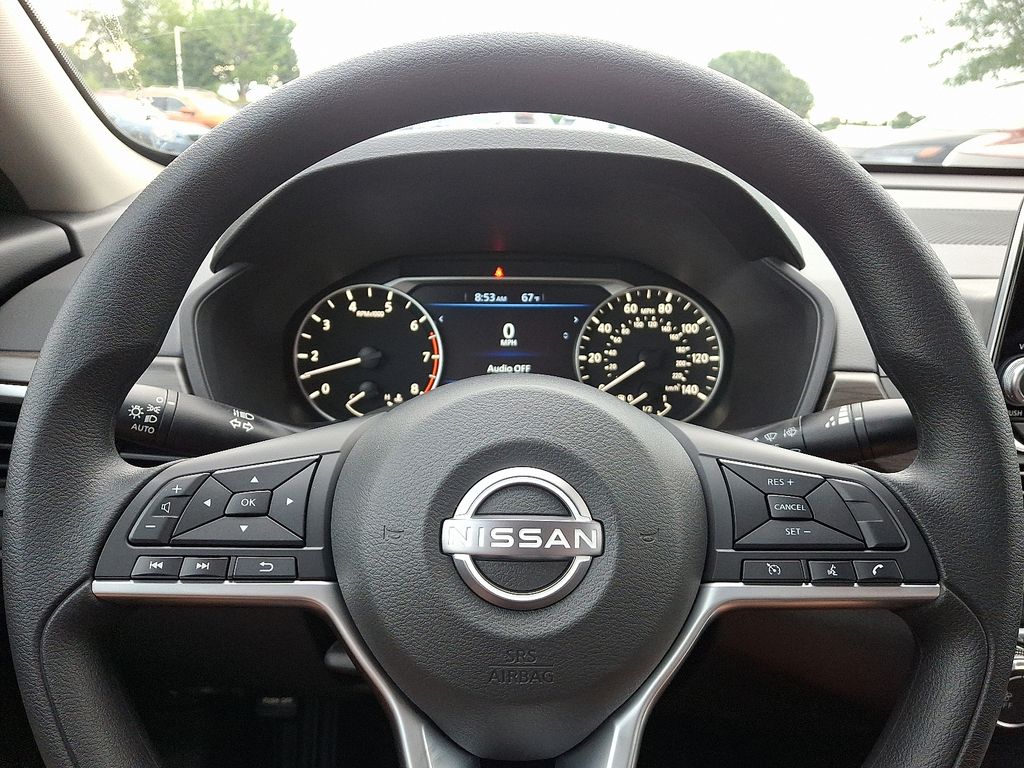 Thumbnail: 2025 Nissan Altima - 8