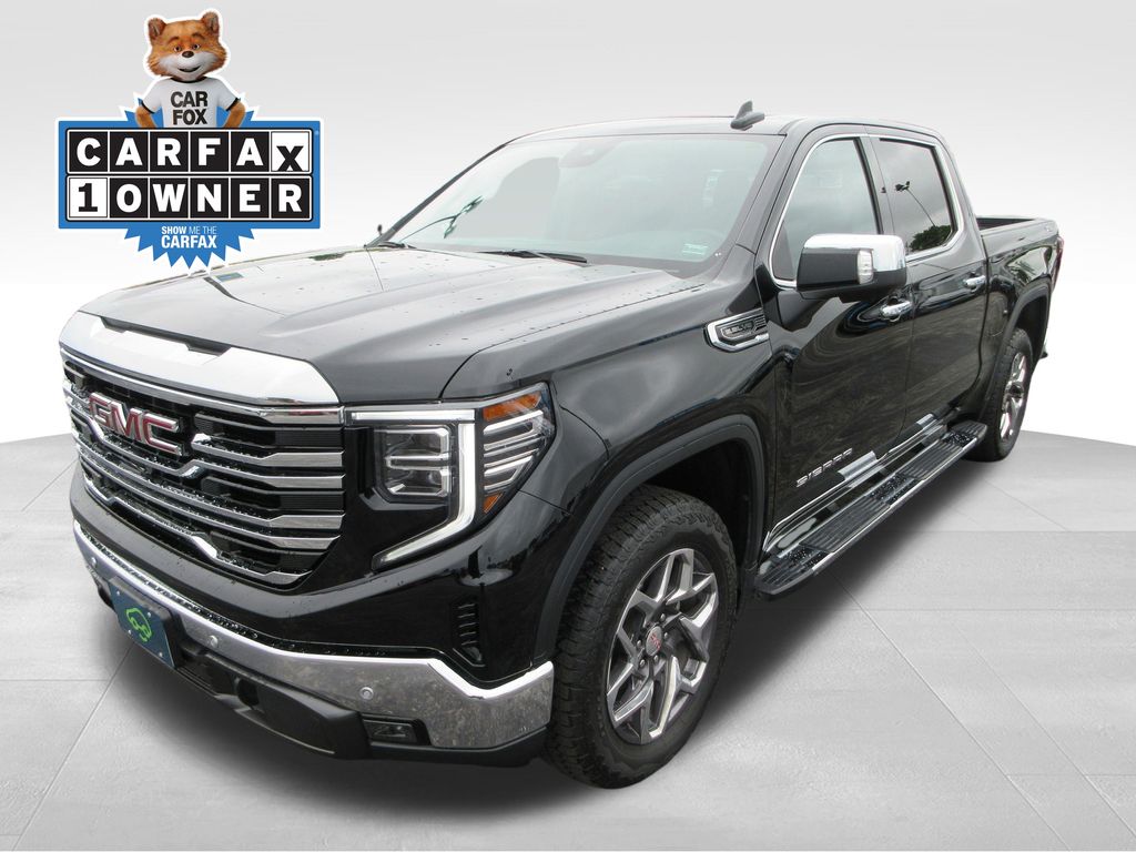 2024 GMC Sierra 1500 SLT Crew Cab 4WD