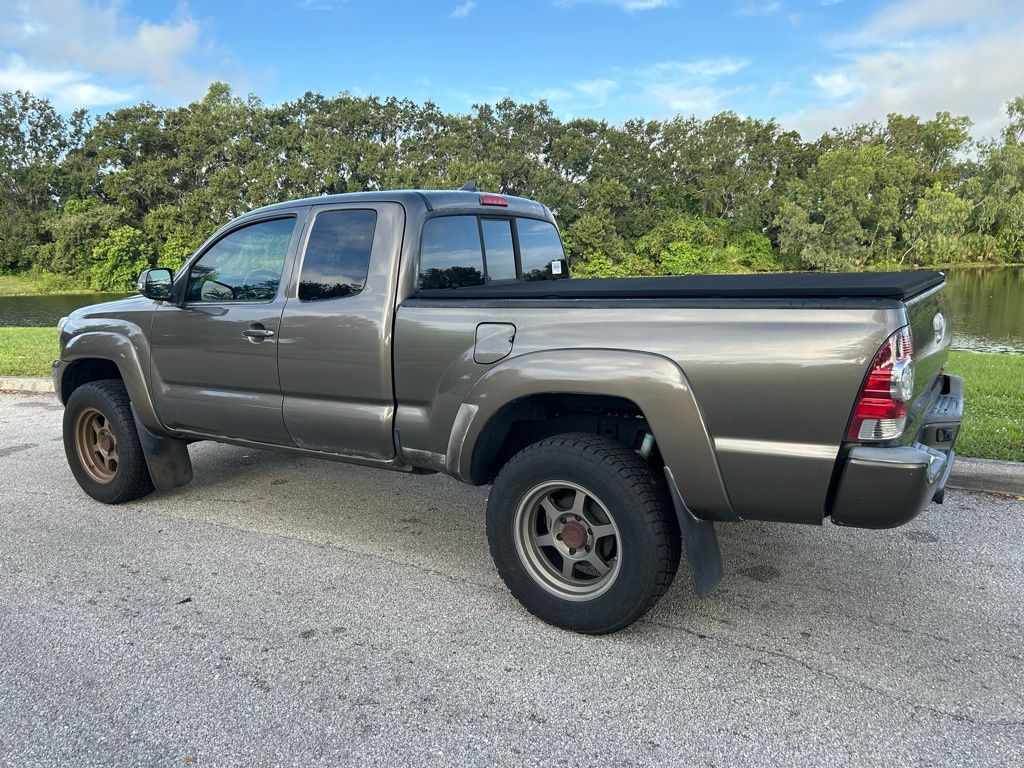 Thumbnail: 2012 Toyota Tacoma - 3