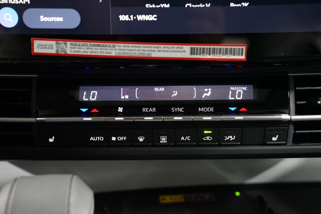 Thumbnail: 2026 Toyota Sienna - 20