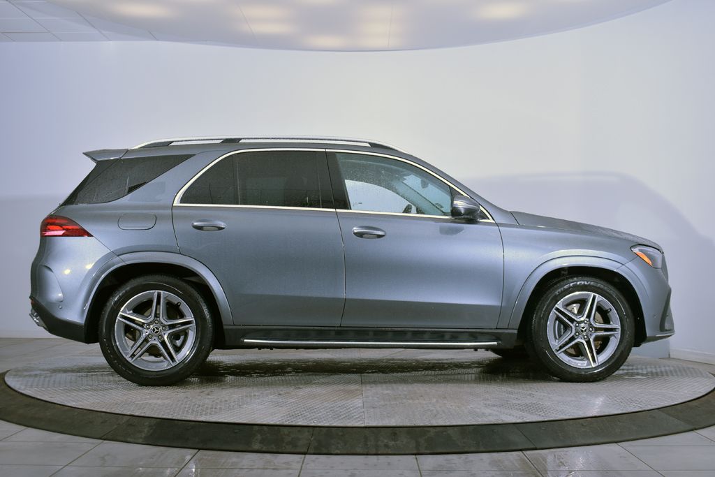 Thumbnail: 2026 Mercedes-Benz GLE - 7