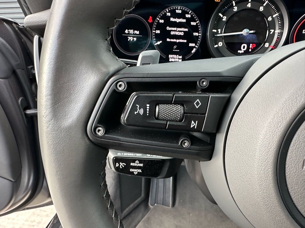 Thumbnail: 2020 Porsche 911 - 19