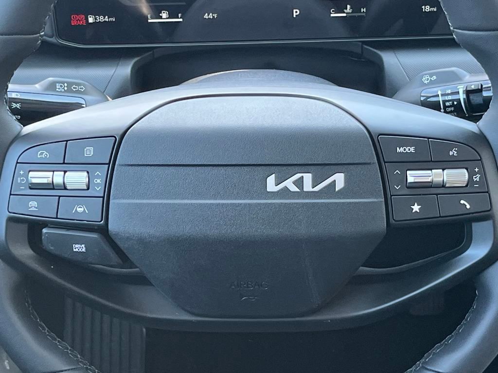 2025 Kia K4 EX photo