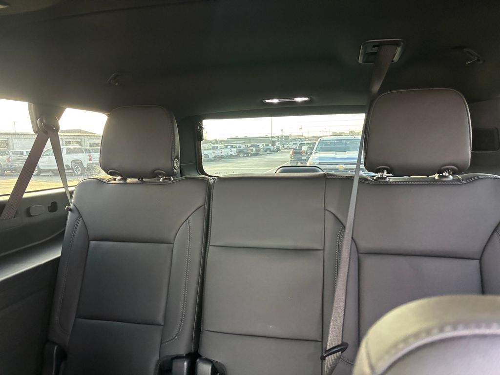 Used Car 2025 Chevrolet Suburban  Z71 For Sale Under $80,000 In Austin, Texas