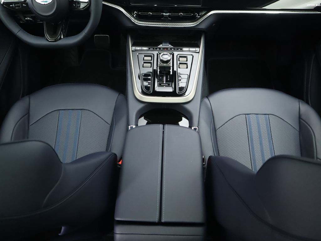 Thumbnail: 2026 Aston Martin DBX - 17