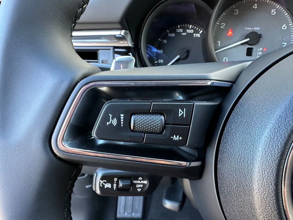 Thumbnail: 2026 Porsche Macan - 17