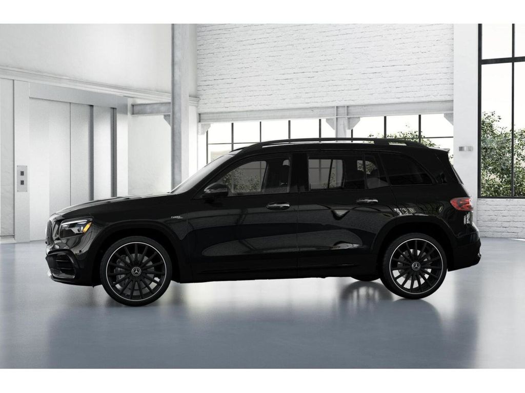 2025 Mercedes-Benz GLB GLB 35 AMG 35