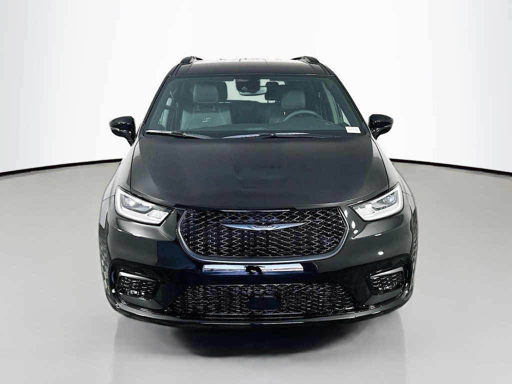 New 2026 Black Chrysler Select image 2
