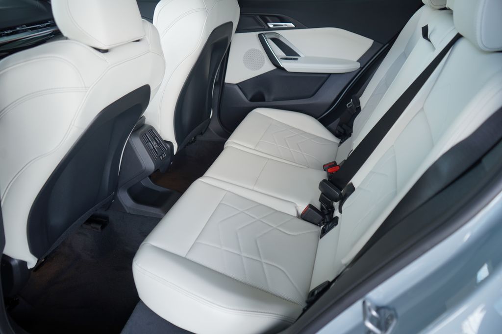 Thumbnail: 2026 BMW X2 - 19