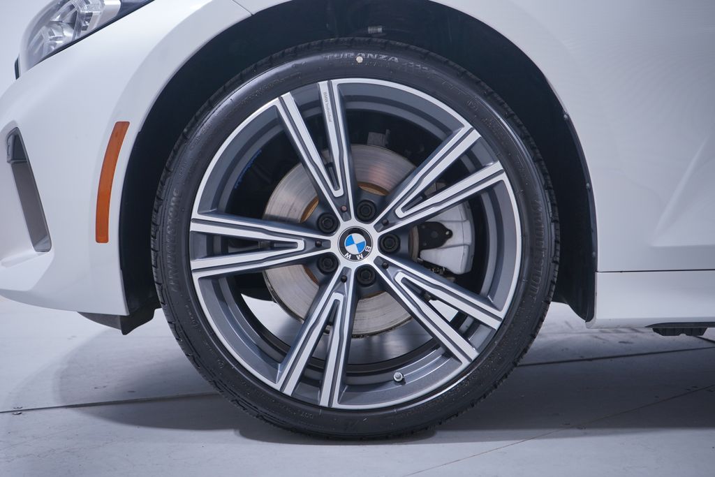 Thumbnail: 2023 BMW 3 Series - 2