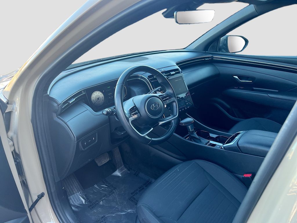 Used 2023 Beige Hyundai SEL Premium image 9