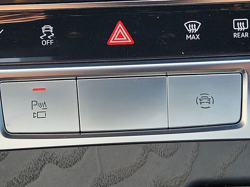 Thumbnail: 2021 Audi A6 - 26