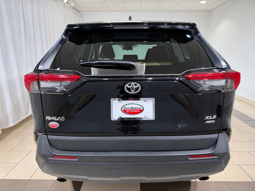 Thumbnail: 2025 Toyota RAV4 - 4