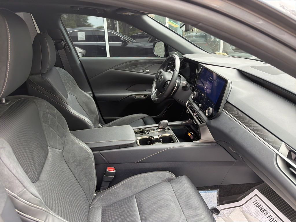Thumbnail: 2025 Lexus RX - 3