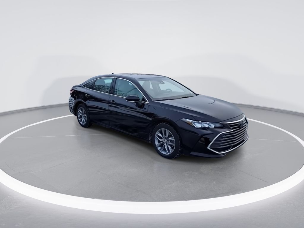 2020 Toyota Avalon XLE 2