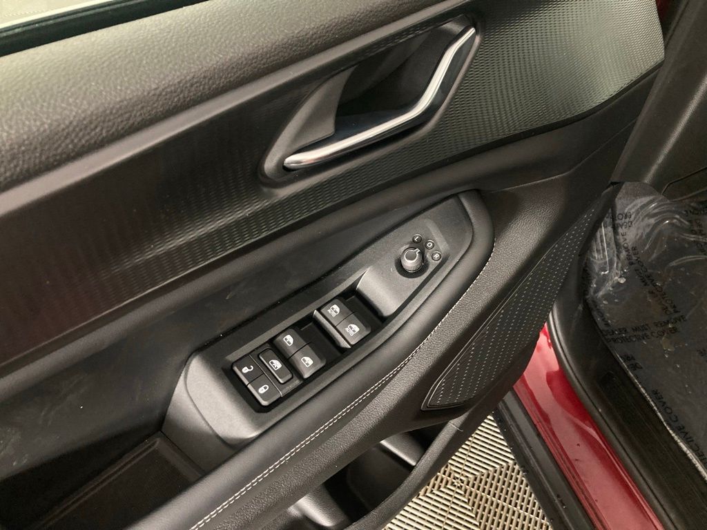 New 2025 Red Jeep Altitude image 10