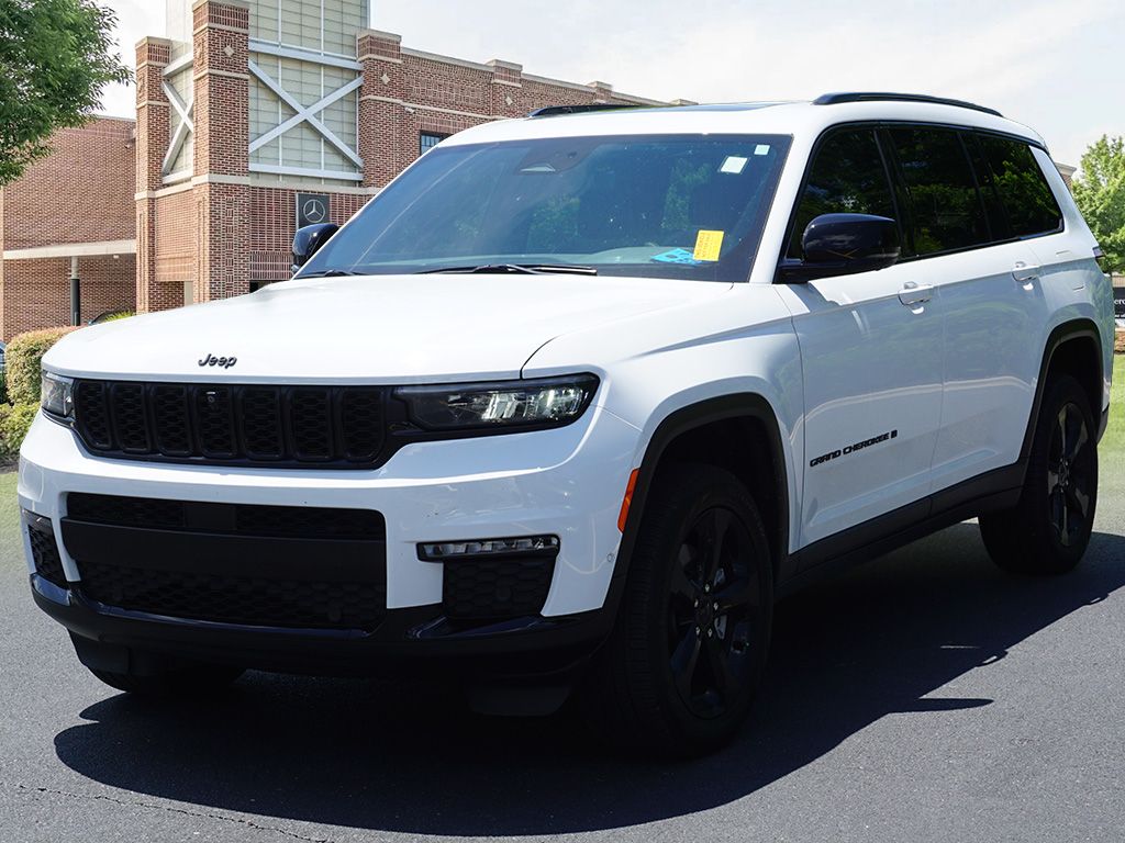 Thumbnail: 2024 Jeep Grand Cherokee L - 2