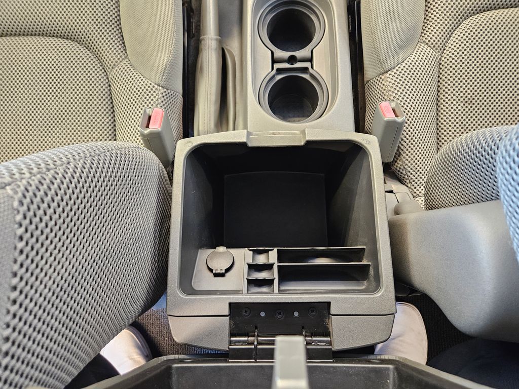 2005 Nissan Frontier SE