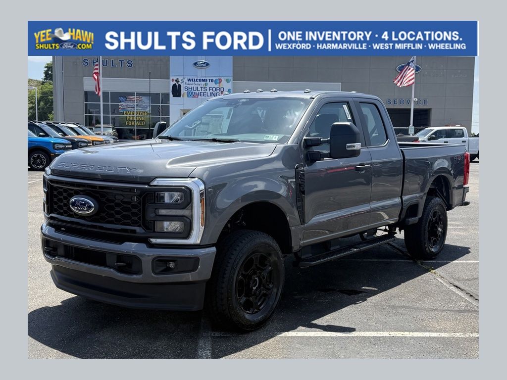 Carbonized Gray Metallic 2026 Ford F-250 Super Duty Pickup Truck Four-Wheel Drive Automatic
