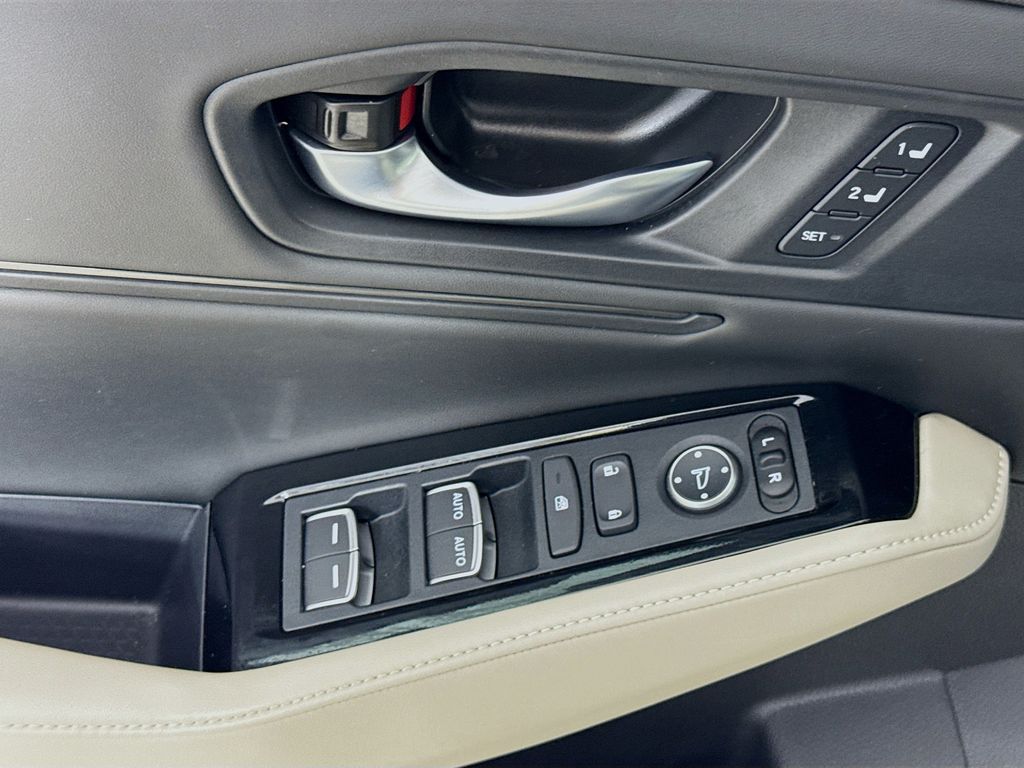 Used Car 2025 Honda Accord Hybrid  Touring For Sale Under $35,000 In Austin, Texas