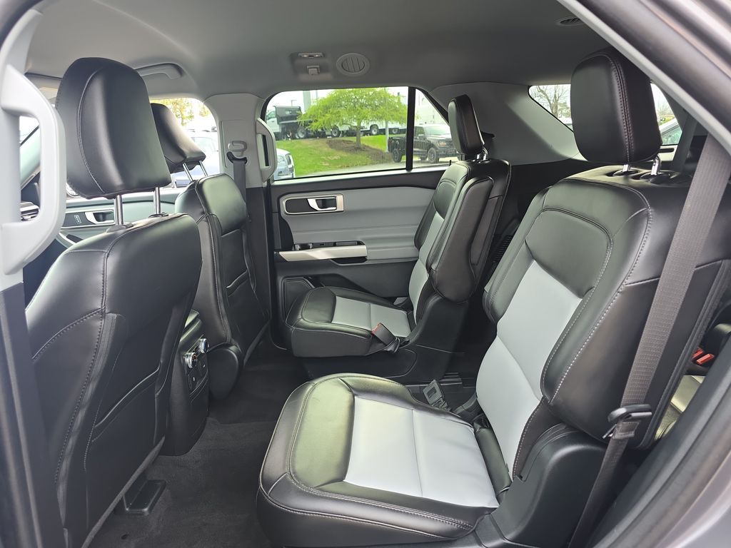 Certified Used 2023 Gray Ford XLT image 39