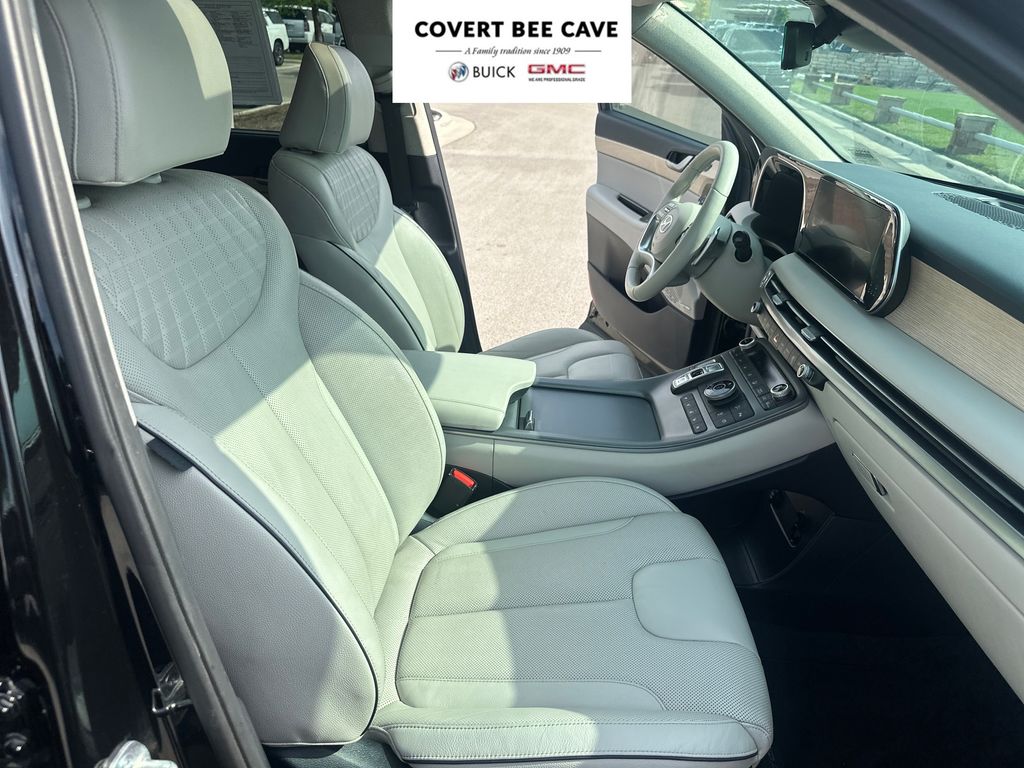 Used Car 2023 Hyundai Palisade  Limited For Sale Under $35,000 In Austin, Texas