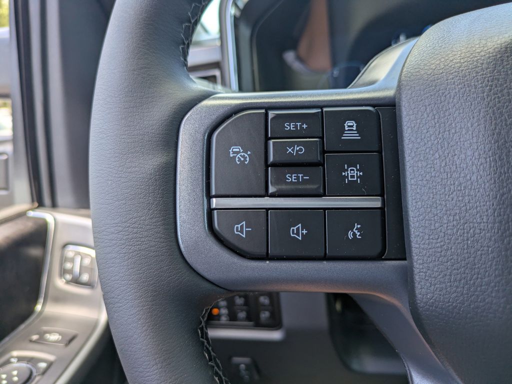2026 Ford F-350 Super Duty LARIAT
