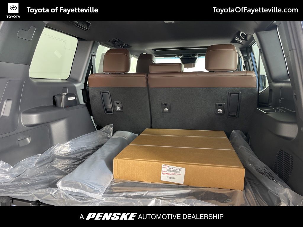 Thumbnail: 2025 Toyota Land Cruiser - 11