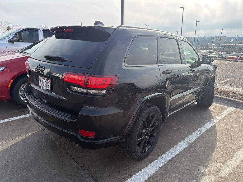 2019 Jeep Grand Cherokee Altitude 4WD
