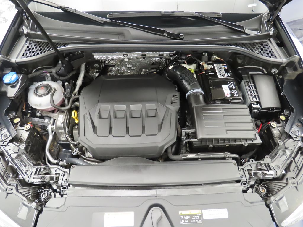 Thumbnail: 2023 Audi Q3 - 27