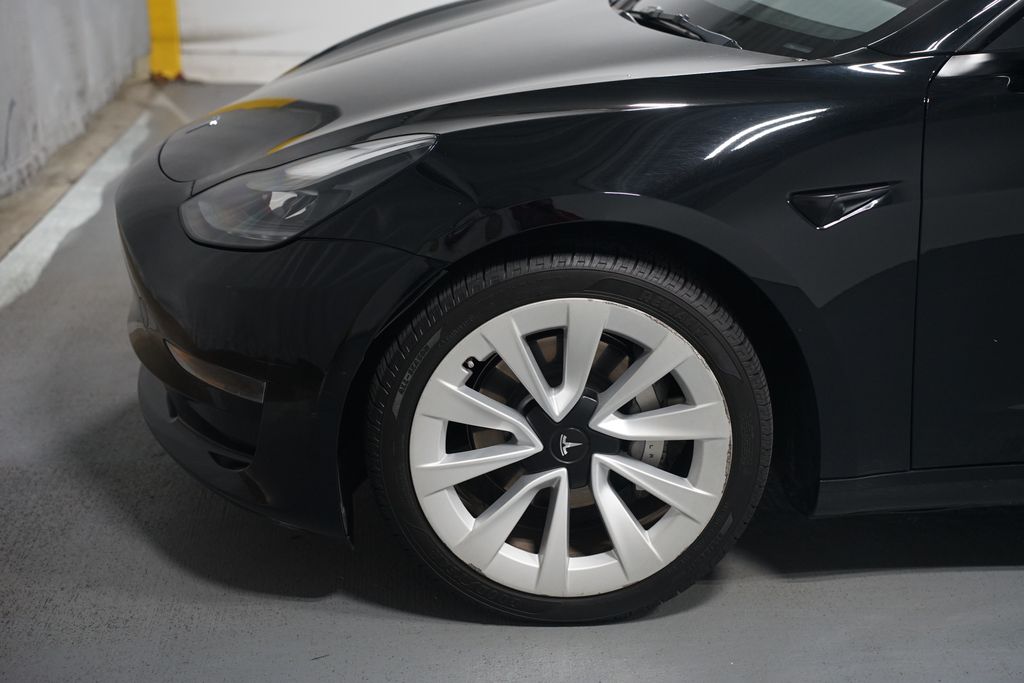 Thumbnail: 2023 Tesla Model 3 - 5