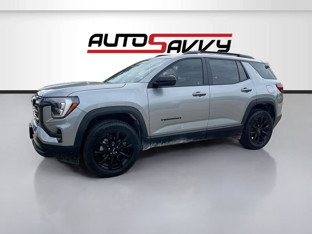 Used 2026 Silver GMC Elevation image 3