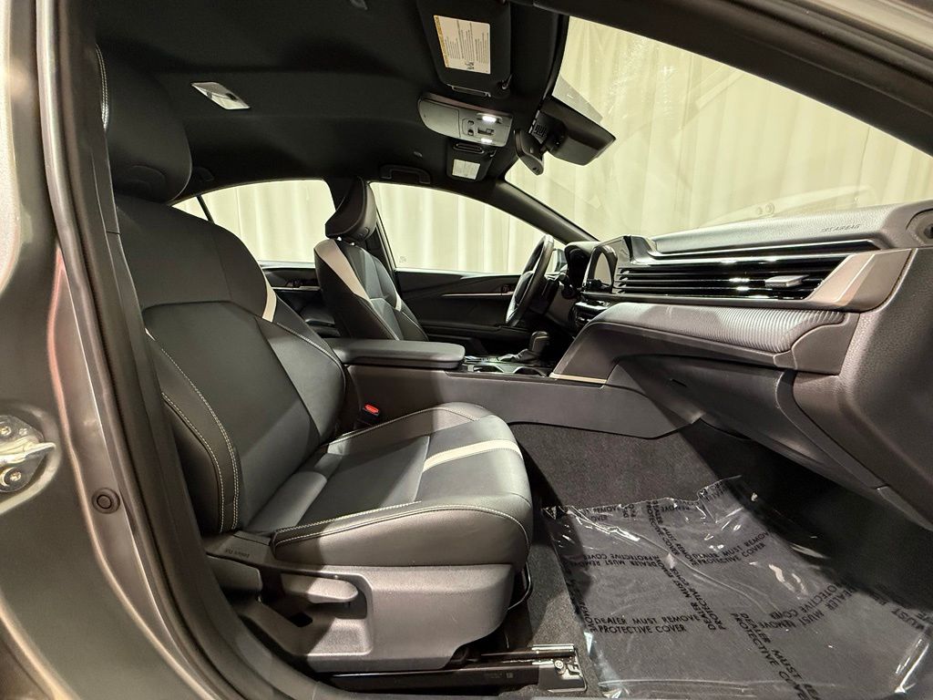 Thumbnail: 2025 Toyota Camry - 20