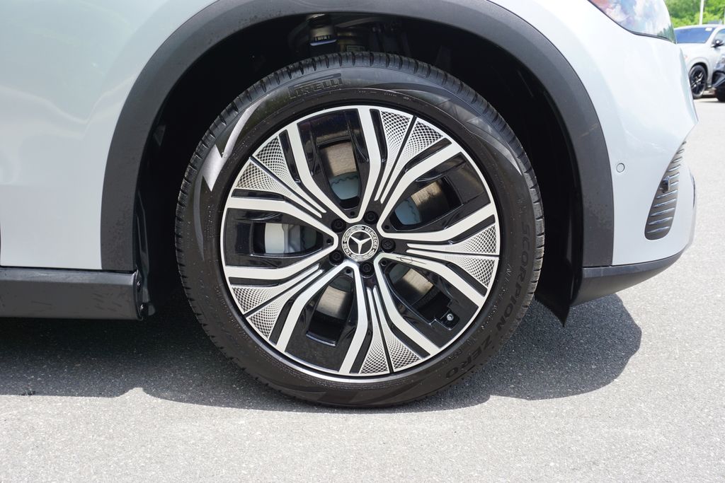 2025 Mercedes-Benz EQE 350 13