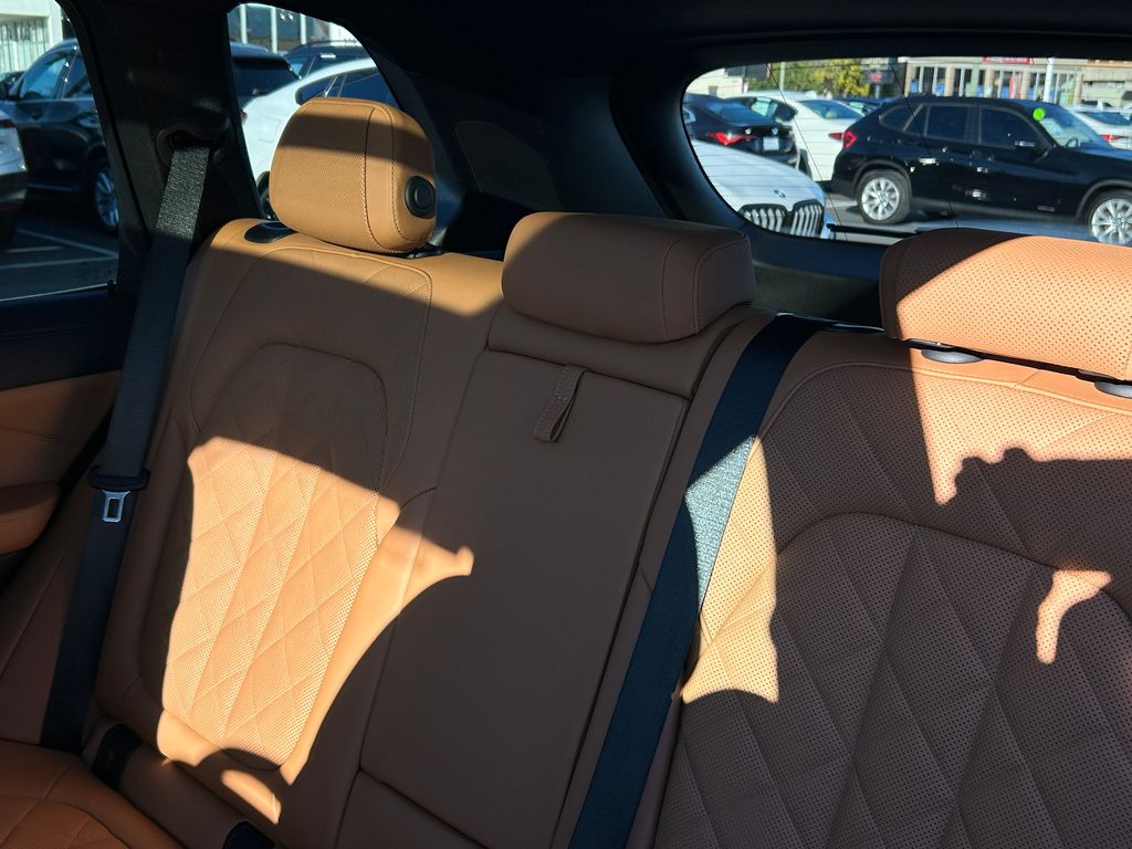 Thumbnail: 2023 BMW X5 - 31