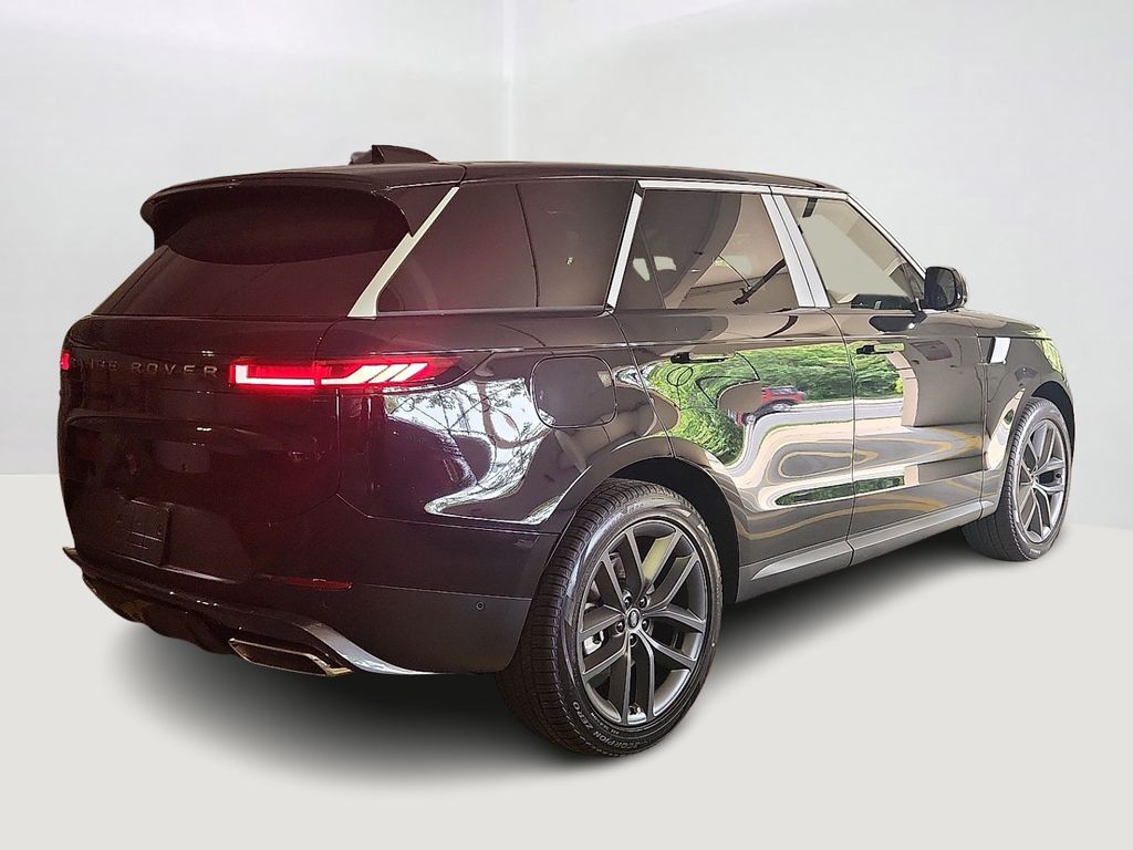 Thumbnail: 2025 Land Rover Range Rover Sport - 3