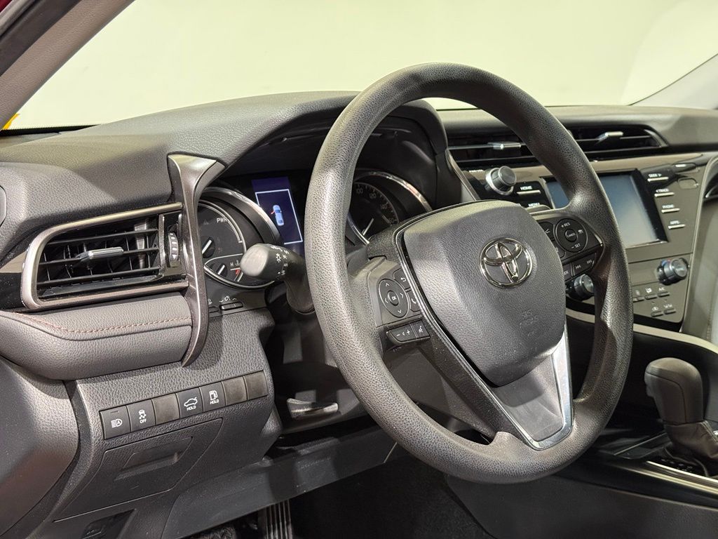 Thumbnail: 2019 Toyota Camry - 16
