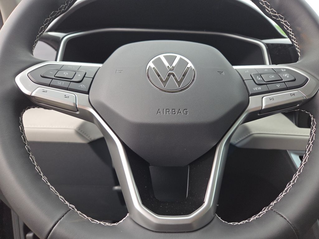 New 2026 Black Volkswagen 1.5T SE image 20