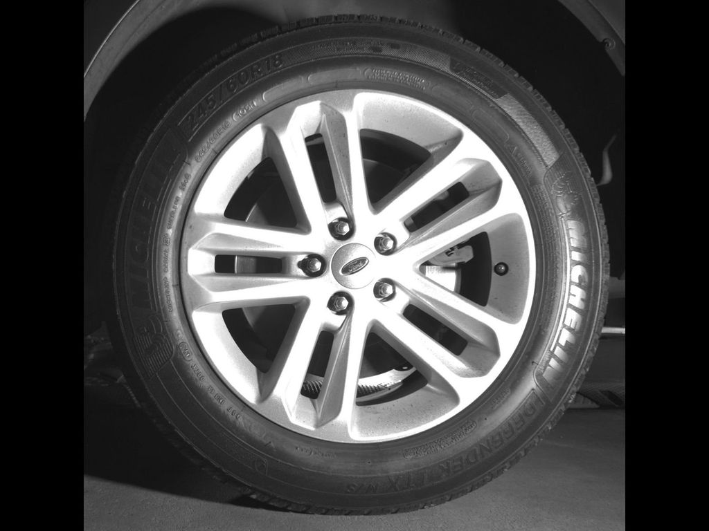 Used 2017 Magnetic Ford XLT image 12