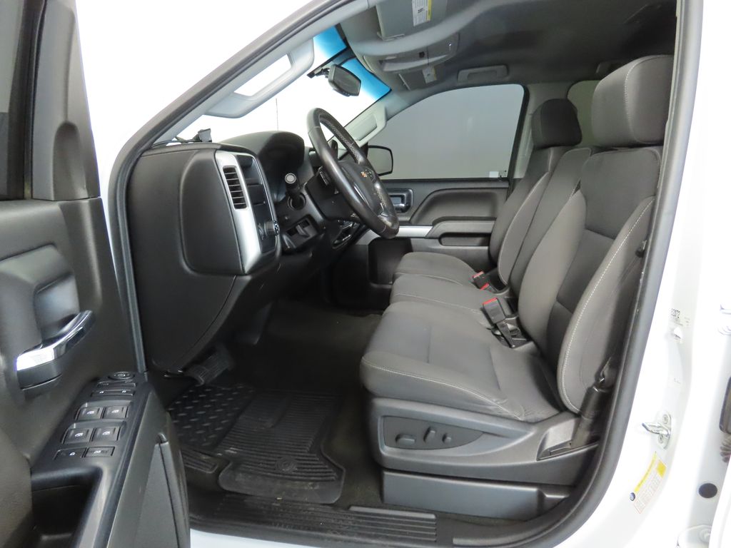 2018 Chevrolet Silverado 1500 LT 19