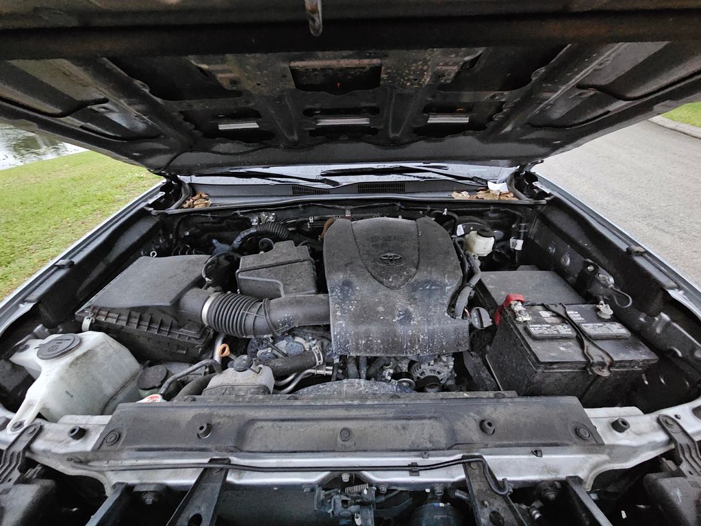 2021 Toyota Tacoma TRD Sport 10