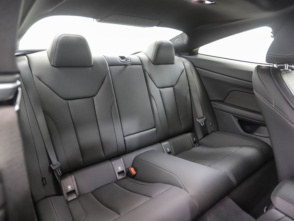 Thumbnail: 2026 BMW 4 Series - 26