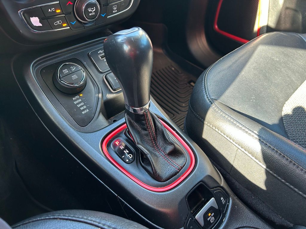 Thumbnail: 2019 Jeep Compass - 27