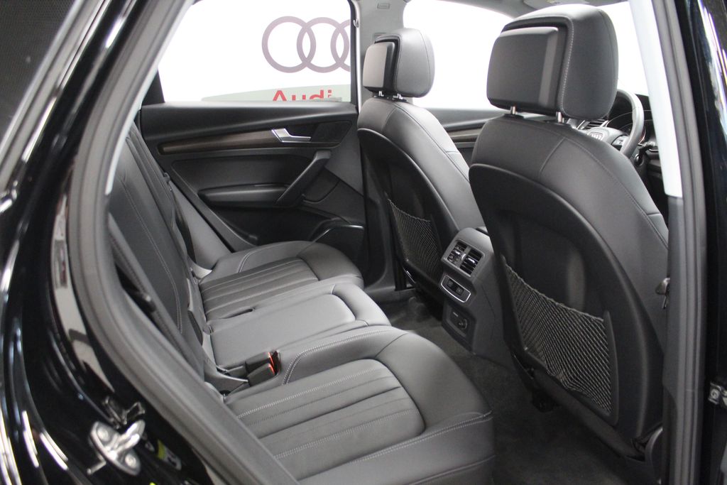 Thumbnail: 2023 Audi Q5 - 26