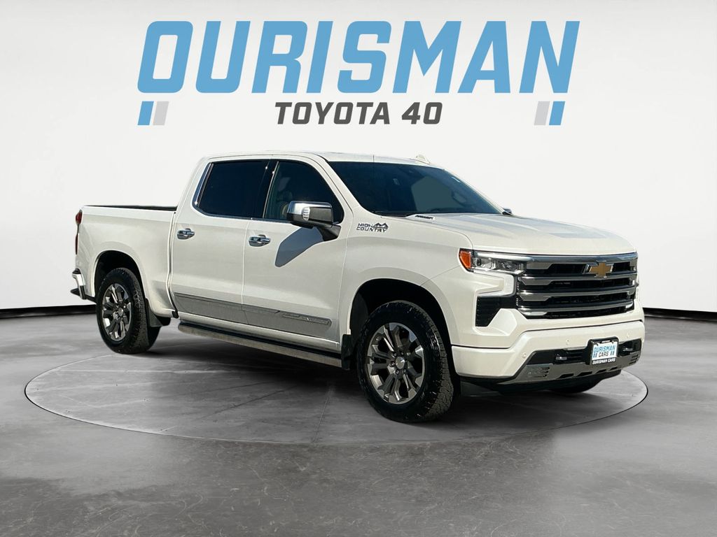 Pearl 2025 Chevrolet Silverado 1500 High Country Crew Cab 4WD Pickup Truck Four-Wheel Drive Automatic