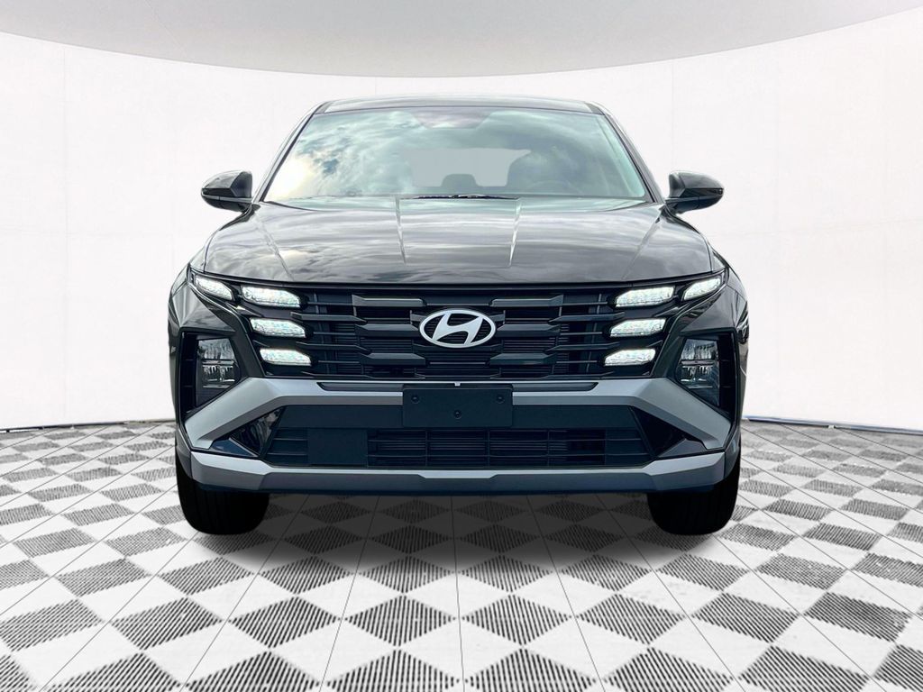 2025 Hyundai Tucson SE 12