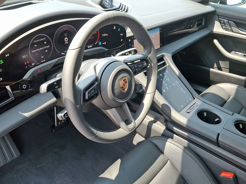 Thumbnail: 2025 Porsche Taycan - 4